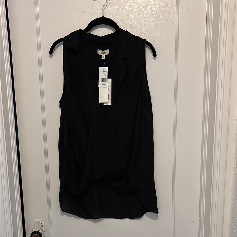 L'AGENCE Black Blouse Classic Style